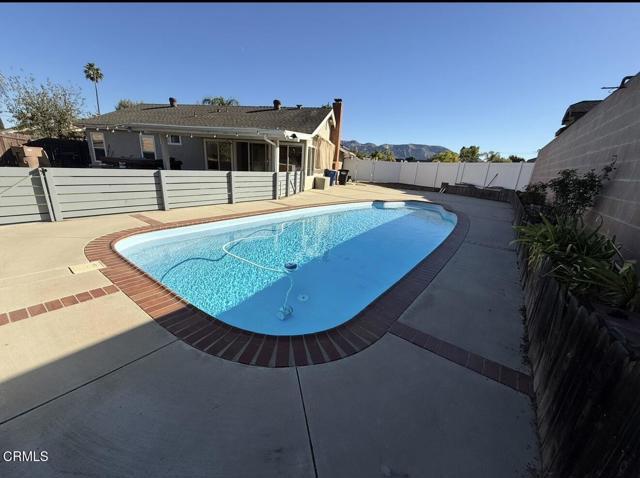 Building Photo - 1047 Village Square