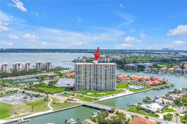Building Photo - Beautiful 2BR/2BA Waterfront Condo in 55+ Community – Available for Rent!