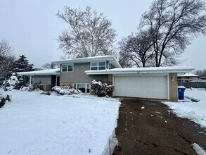 Building Photo - Under Renovation Now — Reserve This 4 Bed Home for January Move-In
