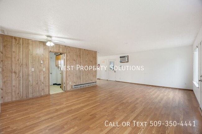 Building Photo - 634 S Ironwood Dr