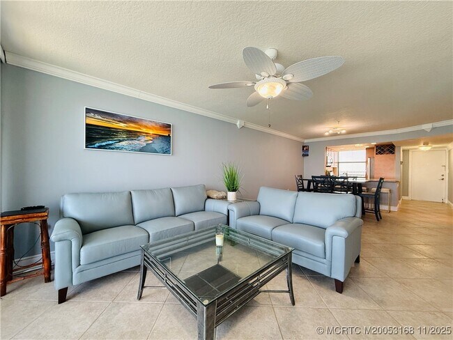 Building Photo - 10680 S Ocean Dr