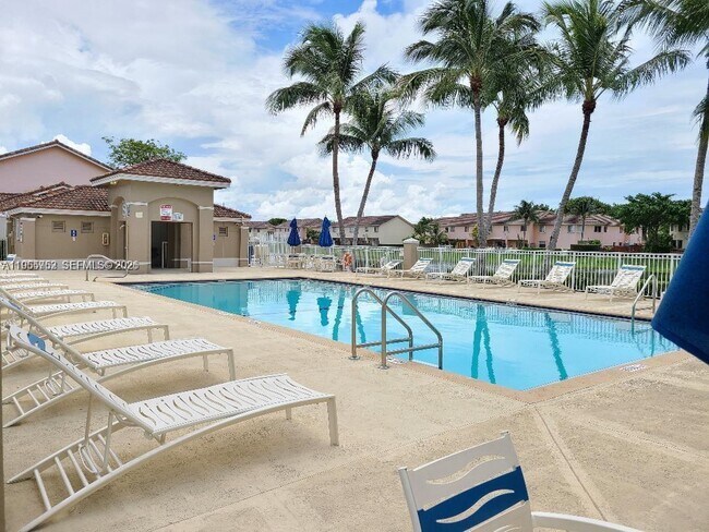 Building Photo - 14273 SW 121st Pl