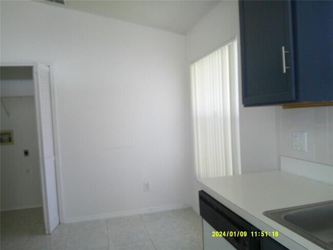 Building Photo - 2612 Walden Ct