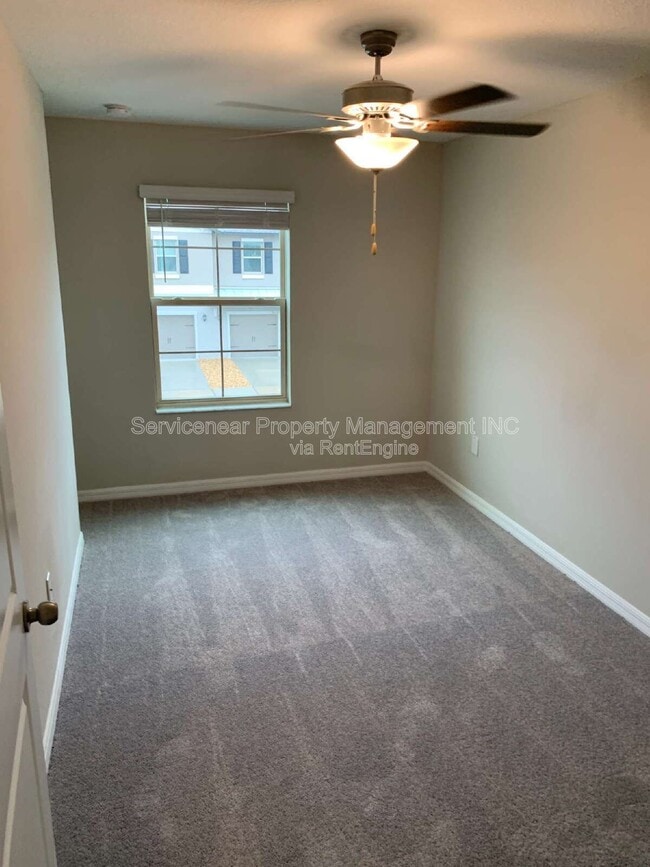 Building Photo - 9625 Pembrooke Pines Dr