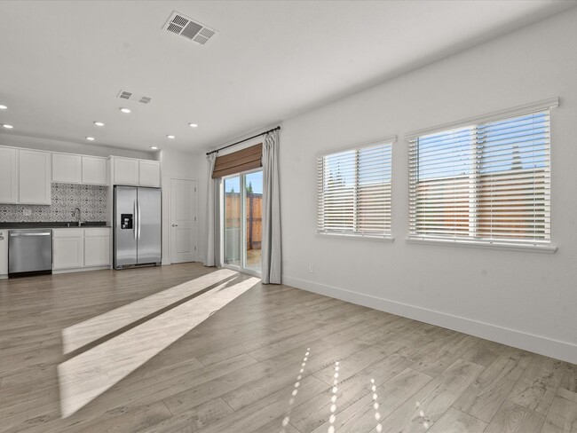 Building Photo - The Magnolia - 3 Bedroom plus loft, 2.5 Ba...