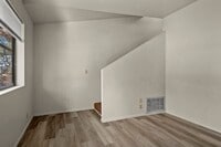 Building Photo - 30 E Calle Contenta