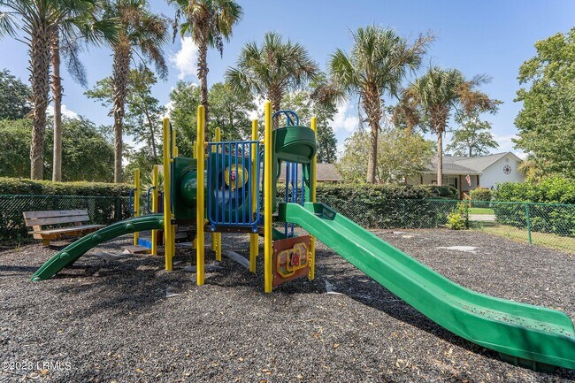 Building Photo - 2 Rockville Way