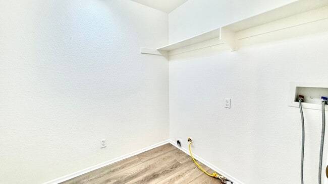 Building Photo - Beautifully Maintained & Spacious Two-Story Home in the Privately-gated Belleza Community of San ...