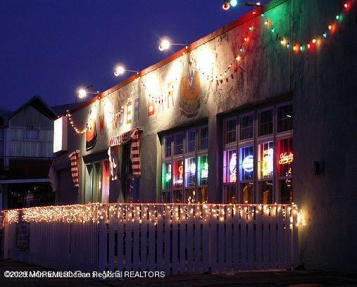 Building Photo - 400 Deal Lake Dr