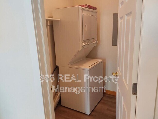 Building Photo - 5151 W 29th St