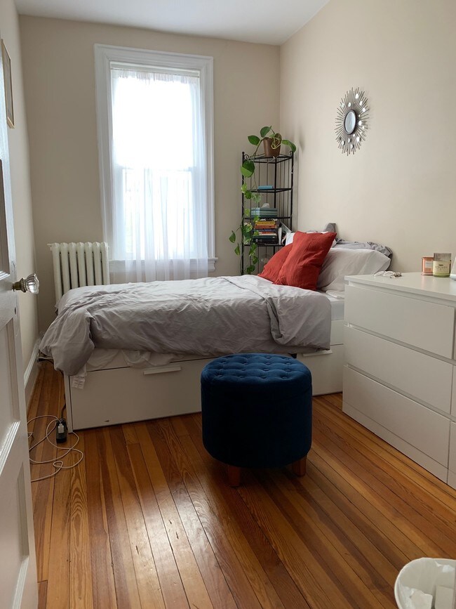 Building Photo - 3920 New Hampshire Ave NW