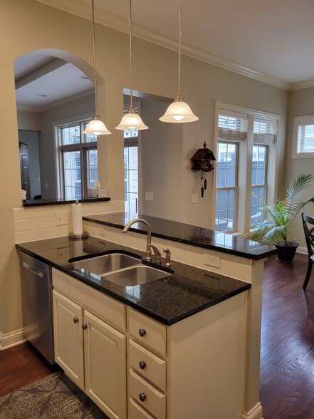 Building Photo - 4228 Hobbs Landing Dr W