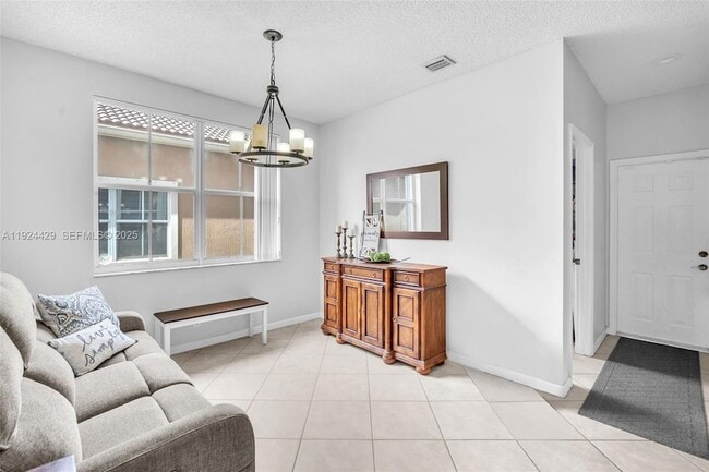 Building Photo - 1058 Tupelo Way