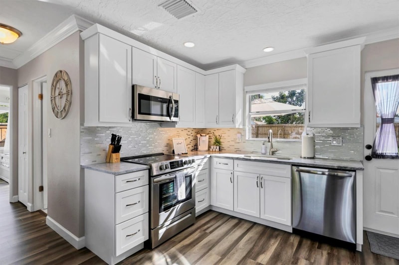 Building Photo - 1711 Marilyn Ave