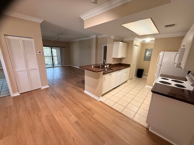 Building Photo - 2806 Veronia Dr