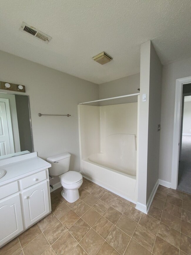 Building Photo - 110 Cambridge Dr