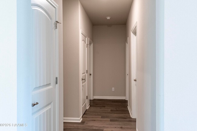 Building Photo - 400 Eastwood Dr