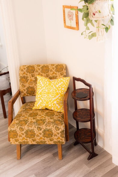 Building Photo - 2919 Elm St