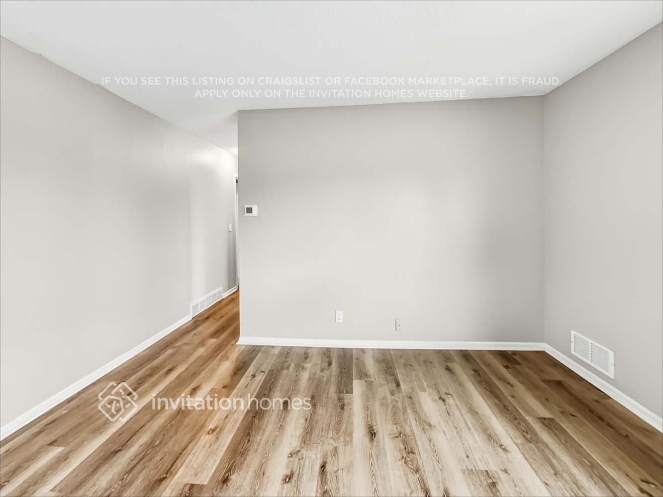 Building Photo - 224 Oak Park Dr NE