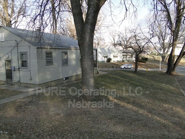 Building Photo - 4602 N 47th St