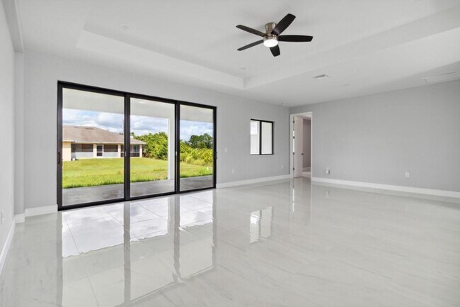 Building Photo - 3408 2nd St SW