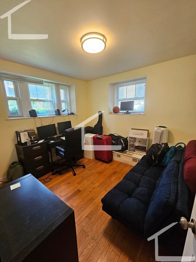 Building Photo - 2bed basement unit rent $2400