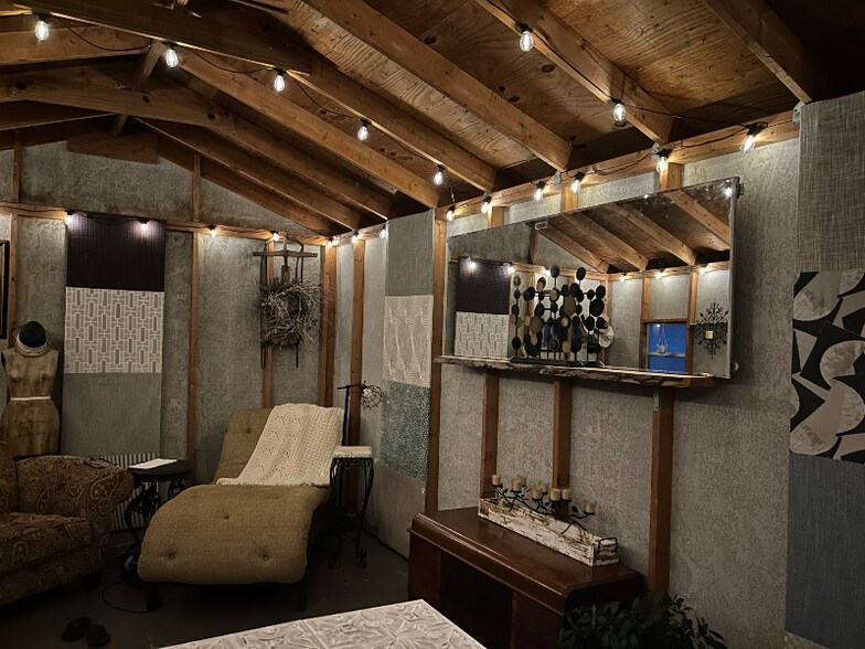 Building Photo - 229 Summerwood Trail