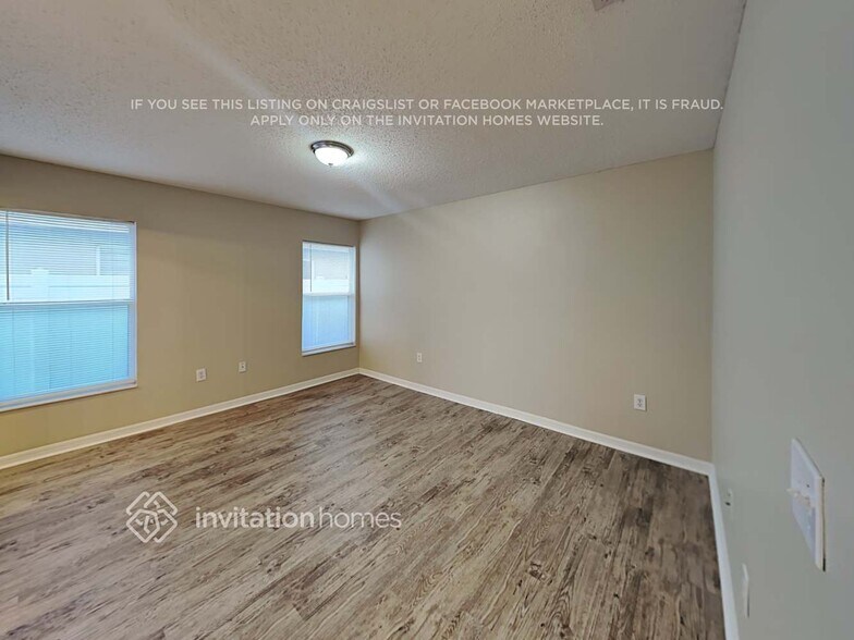 Building Photo - 2426 Ashecroft Dr