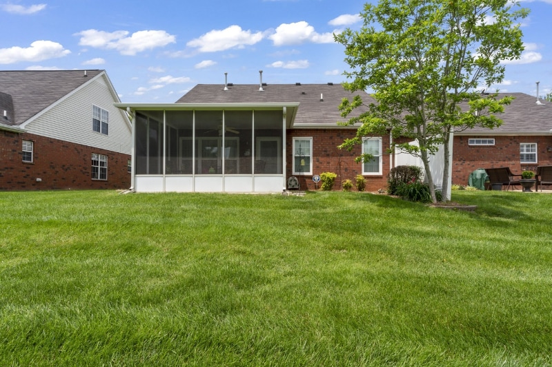 Building Photo - 2808 Stonehedge Dr