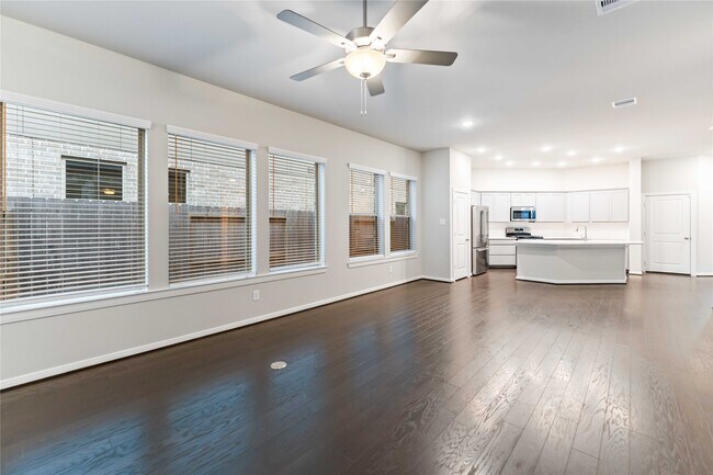 Building Photo - 7334 Lake Arrowhead Ln