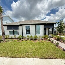 Building Photo - "Spacious 3-Bedroom Home in St. Cloud with...