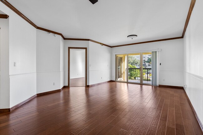 Building Photo - 1000 S Harbour Island Blvd