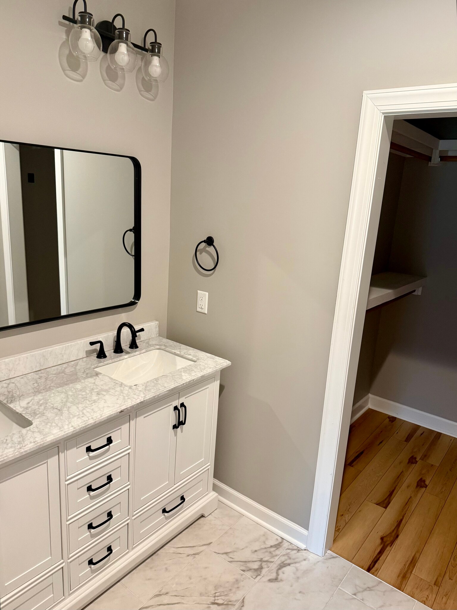 Master Bath - 4119 Peachtree Ave