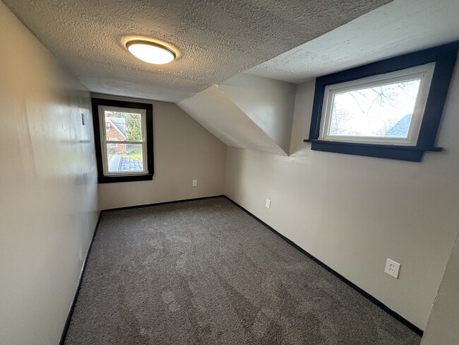 Building Photo - 1546 Frederick Ave SW