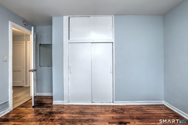 Building Photo - 106 Higbie Dr