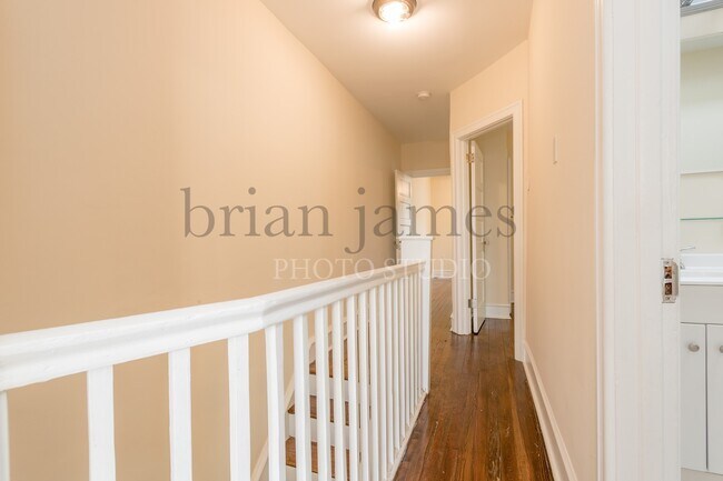 Building Photo - 537 E Penn St