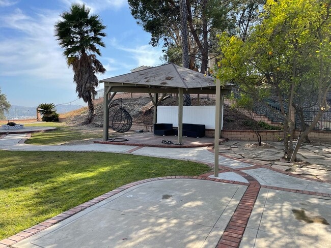 Building Photo - Stunning Newly Renovated Single-Family Home with Panoramic Views in Prestigious Walnut Neighborhood