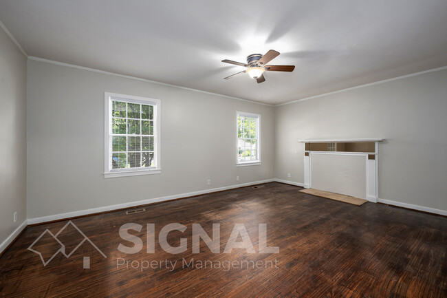 Building Photo - 768 79th Pl S