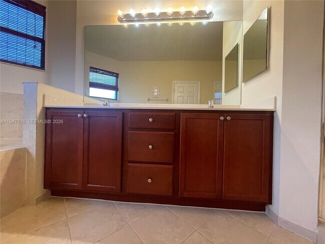 Building Photo - 10417 SW 231st Ter