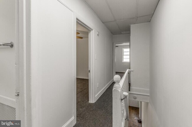 Building Photo - 1503 S Dover St