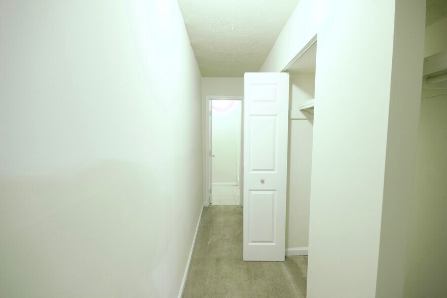 Building Photo - 164 Scandia Cir