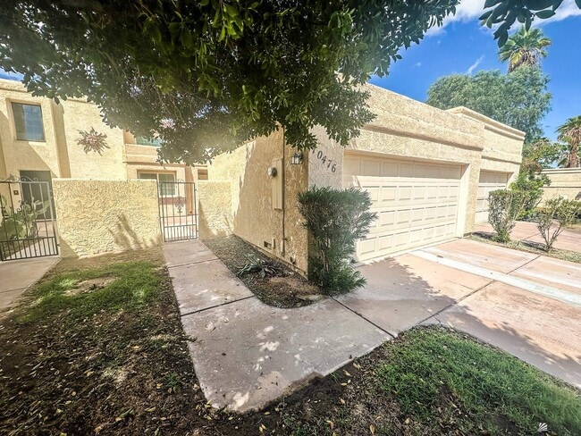 Building Photo - 10476 S Del Montes