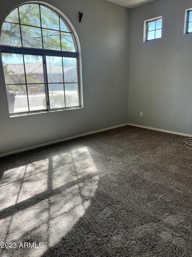 Building Photo - 17522 W Lavender Ln