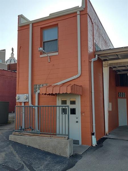 Primary Photo - 24 S Main St