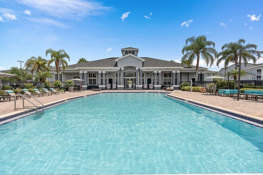 Building Photo - ARIUM Crowntree Lakes