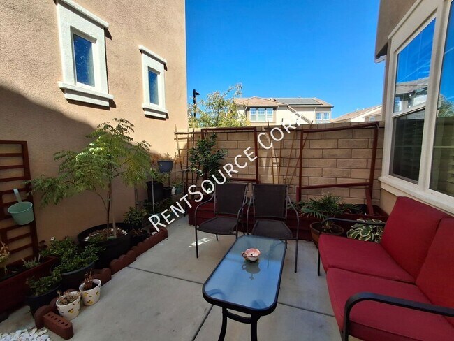 Building Photo - 24355 Verdugo Cir