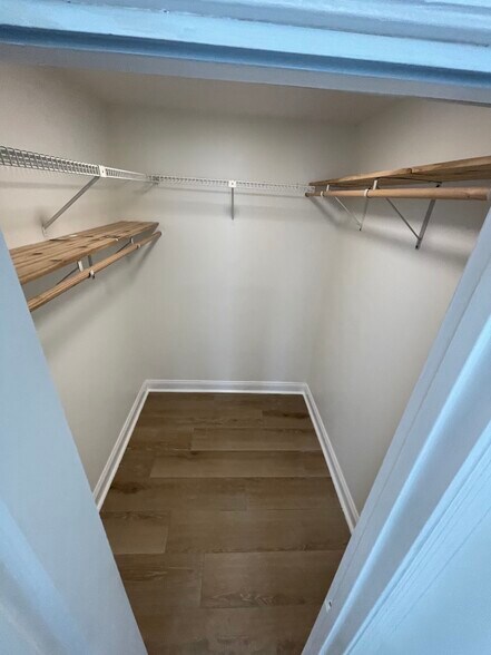 Primary Closet - 7399 SE Flamingo Way
