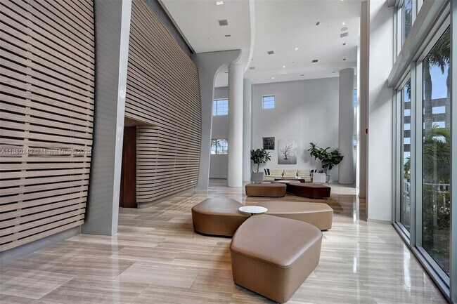 Building Photo - 6620 Indian Creek Dr
