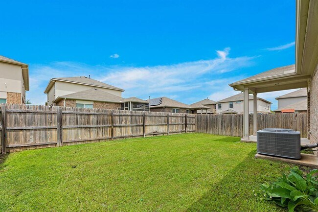 Building Photo - 108 Schuster Ct