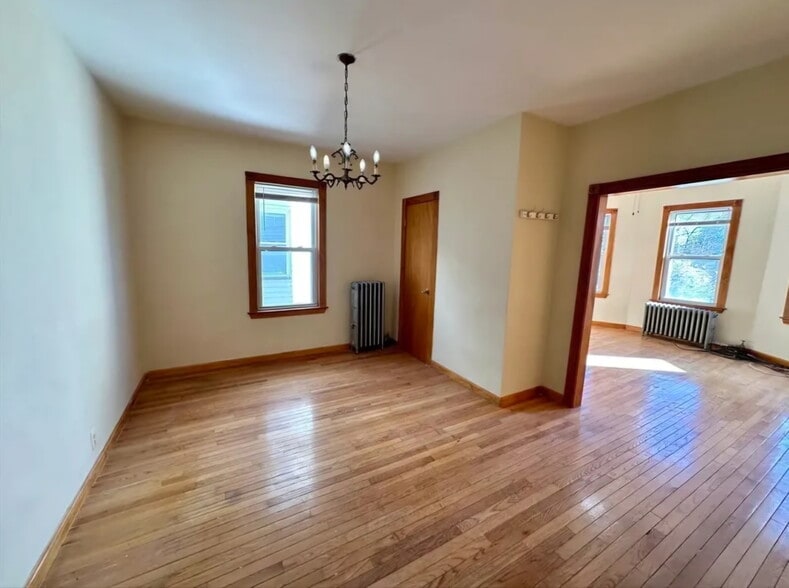 Building Photo - 8 Berkeley St